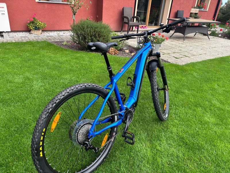 Skvělé horské elektrokolo MERIDA eBIG.NINE 400 (Velikost M, 29") – Top stav!