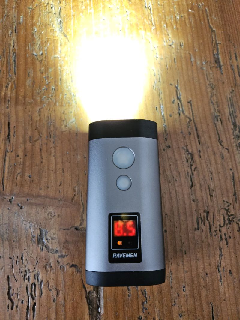 Přední světlo Ravemen PR1200