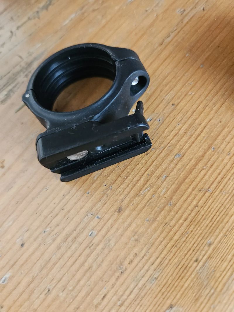 Přední světlo Ravemen PR1200