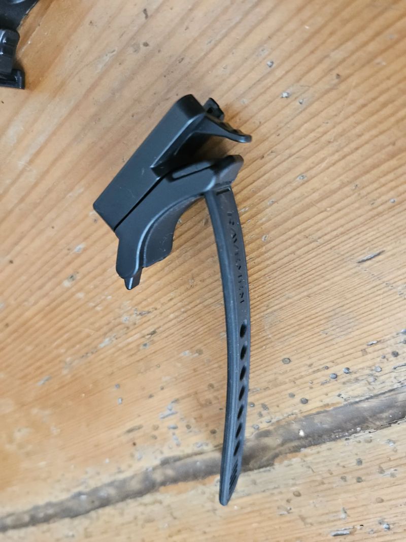 Přední světlo Ravemen PR1200