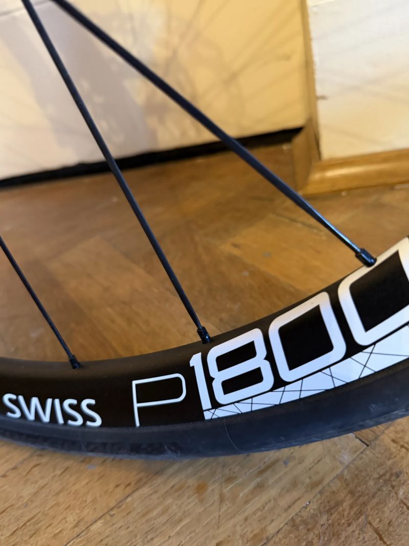 Zapletená kola DT Swiss P1800 Spline 622x18