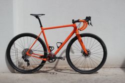 OPEN gravel bike testovací kolo - orange velikost L