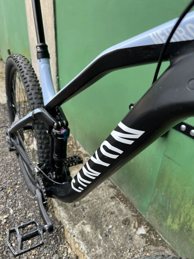 Canyon Neuron 6, 2019, Vel. L, kola 29" trailové horské kolo