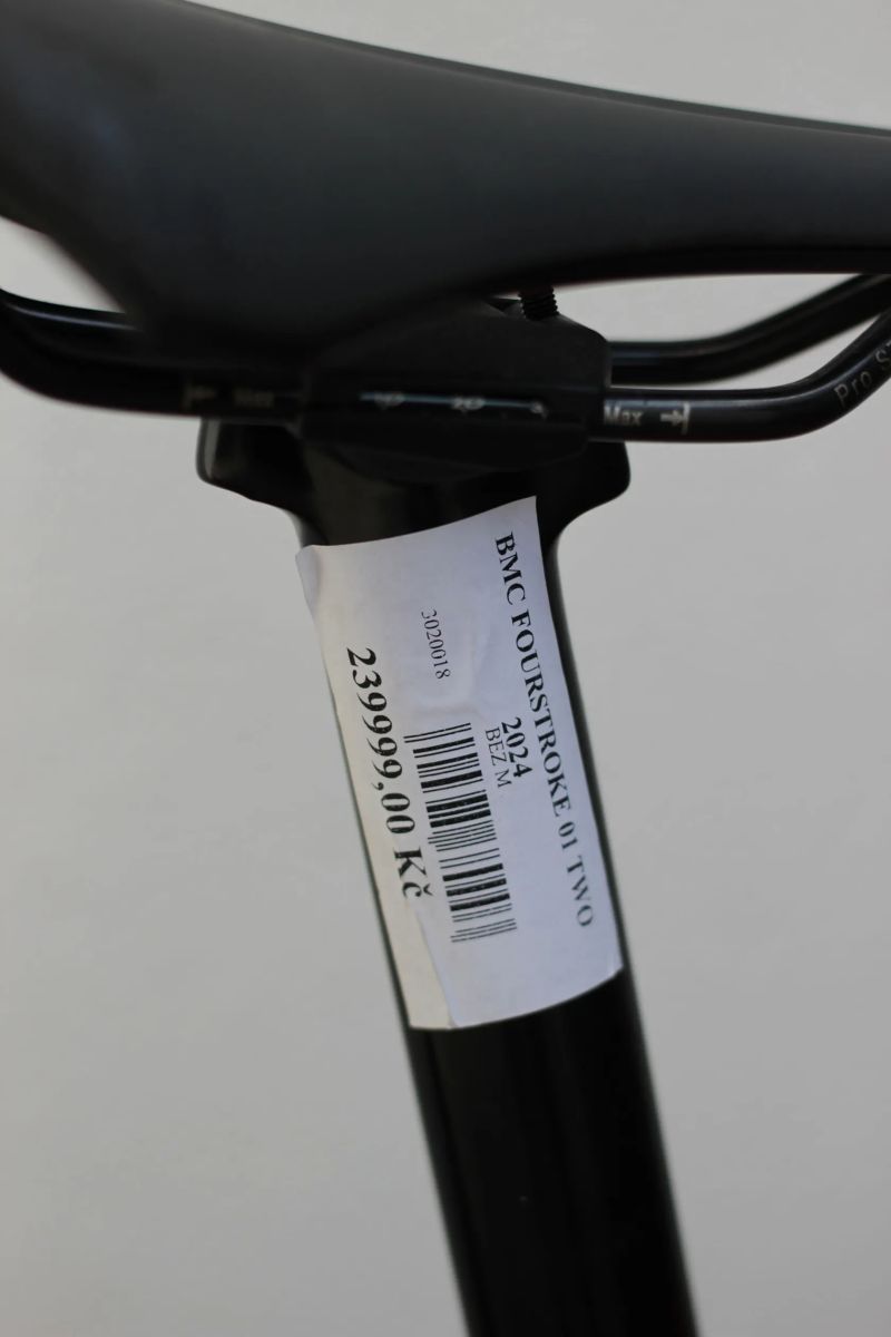 BMC Fourstroke 01 TWO (red), vel M 
