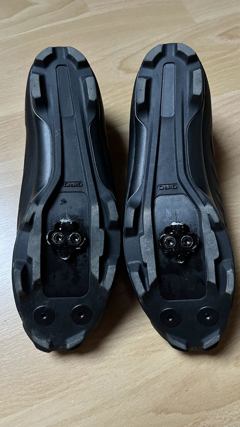 GIRO Gritter Black/Gold 45