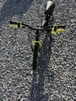 Btwin Dětské kolo 16” 500 dark hero