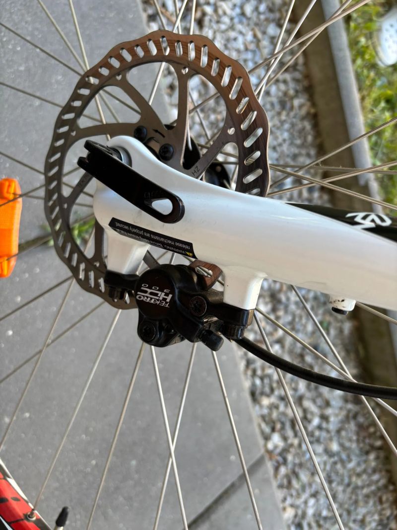 Rock Machine CrossRide 300