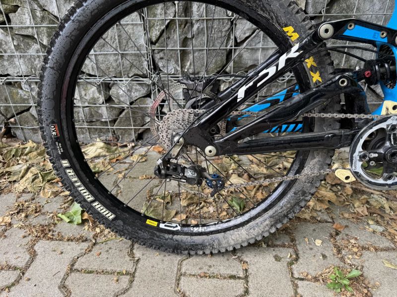 Specialized Demo 8 FSR I Carbon