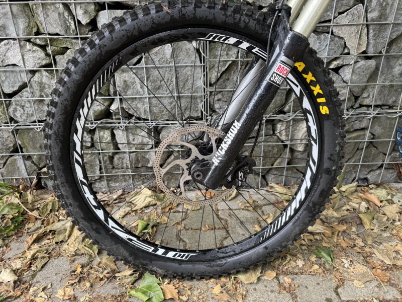 Specialized Demo 8 FSR I Carbon