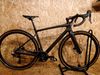 Specialized Diverge Sport Carbon 2025 Satin Carbon / Blue Onyx, velikost 54.(170-178cm) 