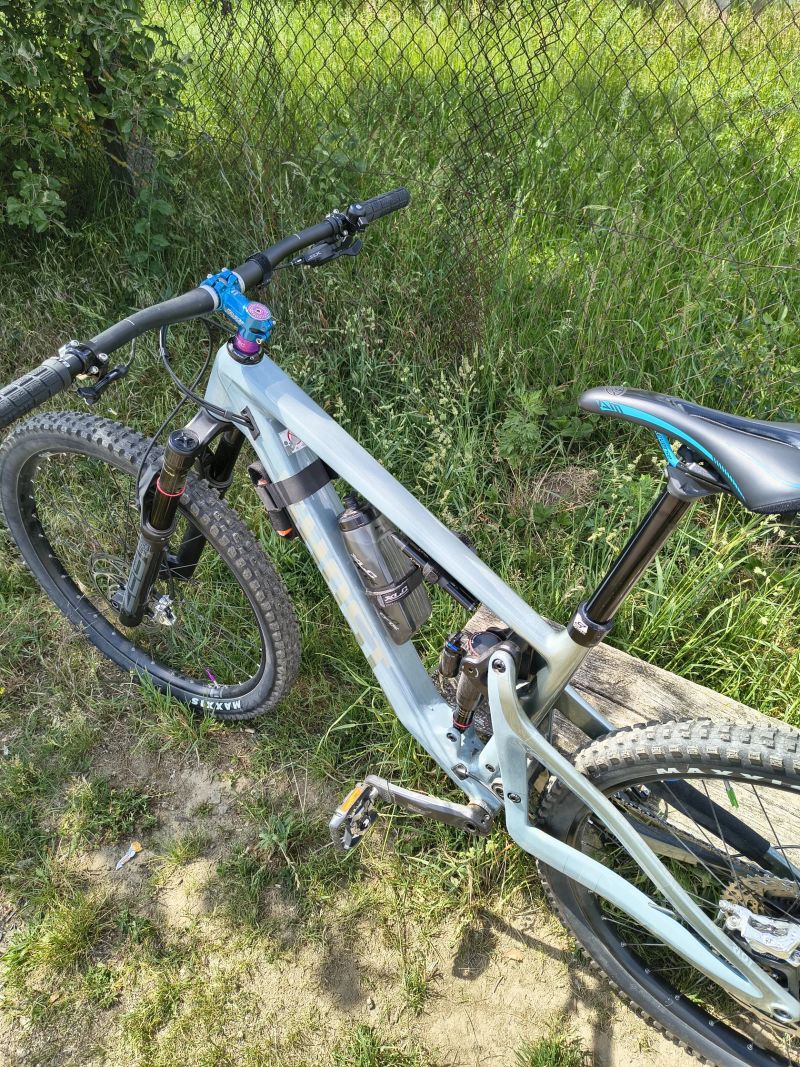 Ghost RIOT AM CF PRO 2025 