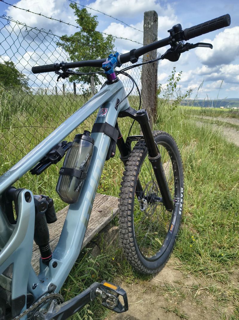 Ghost RIOT AM CF PRO 2025 
