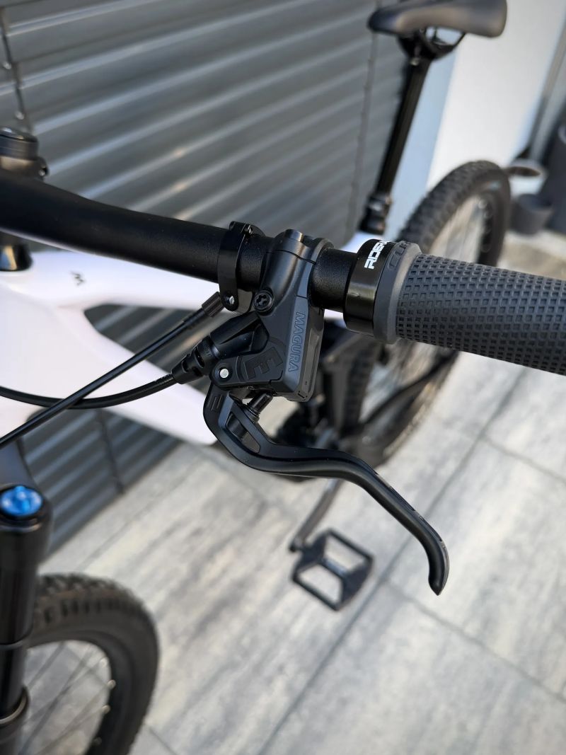 CUBE STING WS 140 HPC RACE 27,5 2021, vel. M