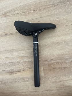 Reverse Nico Vink sedlo + sedlovka ShovelandShred