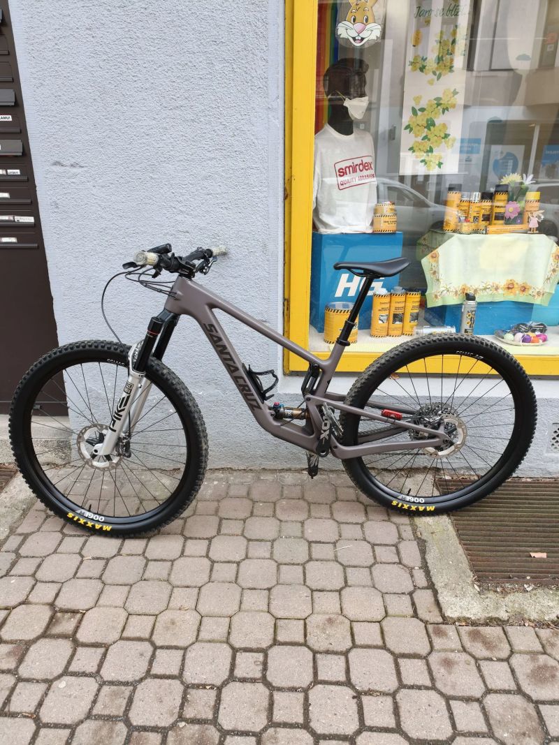 Santa Cruz Tallboy V5 CC (Matte Taupe) – TOP stav