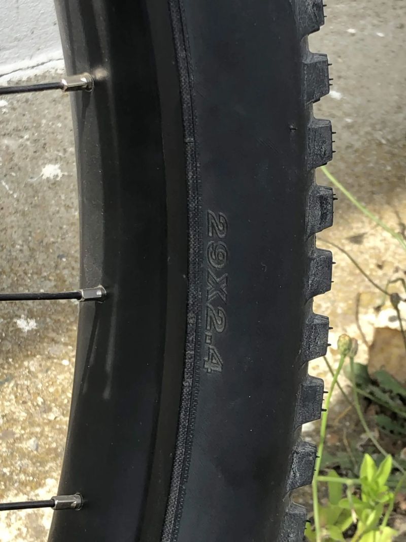 PRODÁM CELOODPRUŽENÉ ELEKTROKOLO TREK – TOP STAV