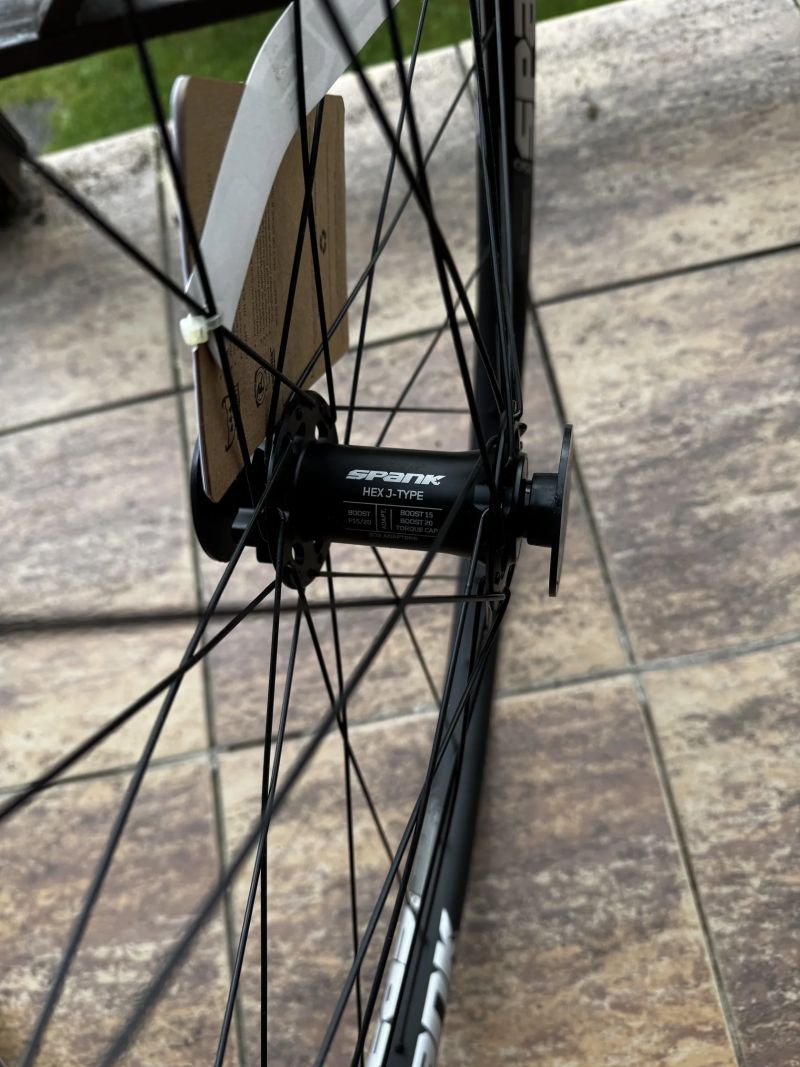 Zapletená kola Spank Vibrocore 29/27.5”