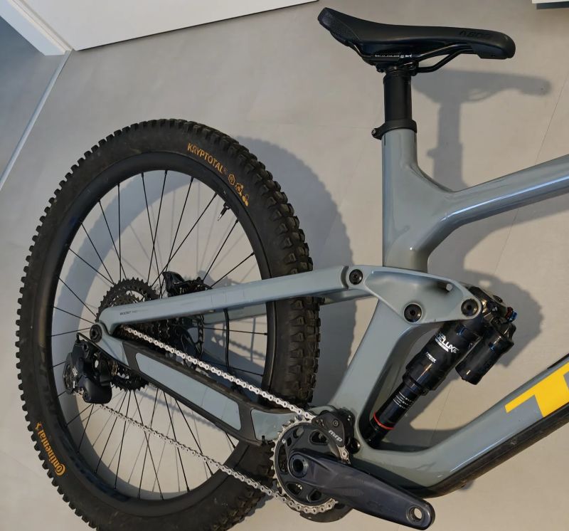 Trek Slash 9.8
