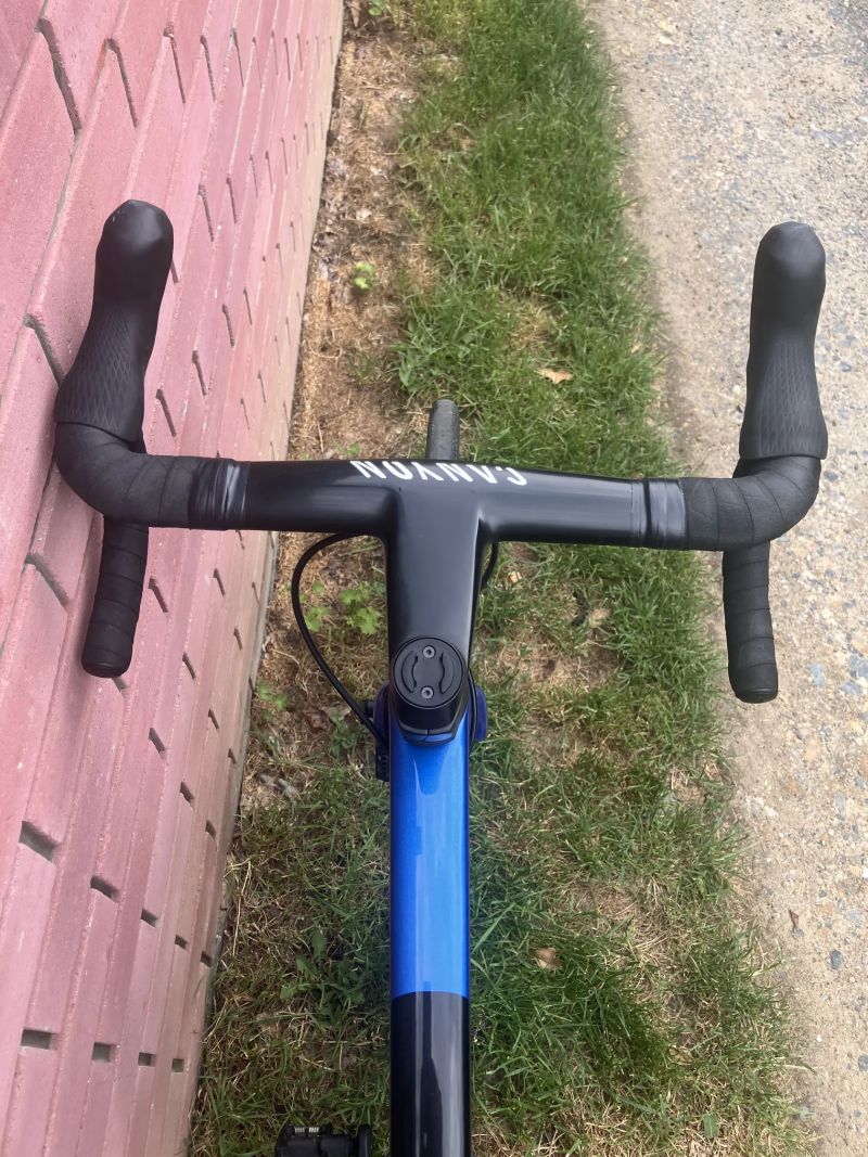 Canyon Aeroad CF SLX 7 AXS