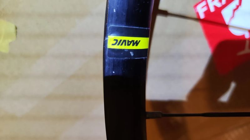 Zapletená kola Mavic crossmax 29"