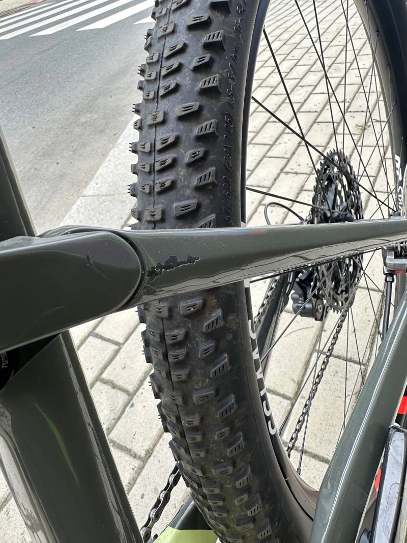 Canyon Lux WC CFR z teamu CANYON SIDI velikost M