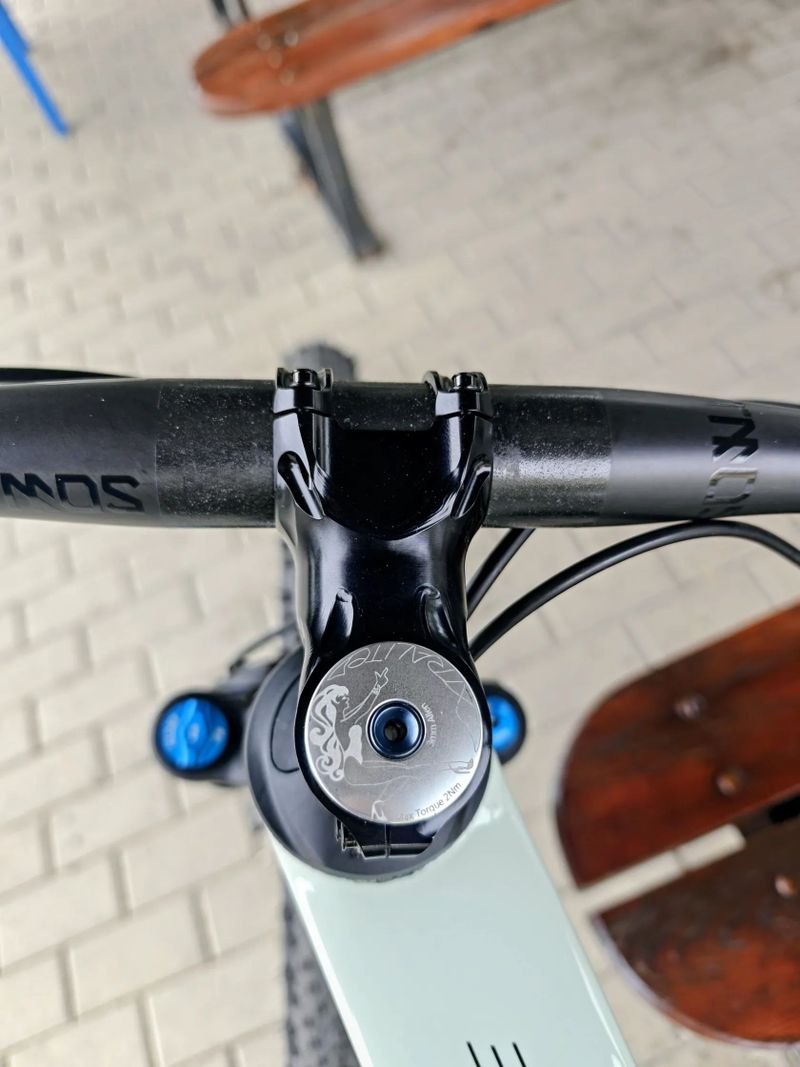 Prodám Scott scale carbon 