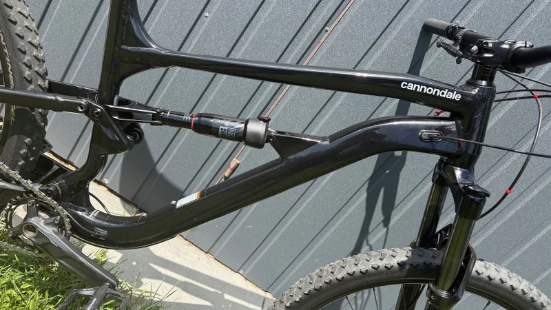 Horské kolo Cannondale Habit 4