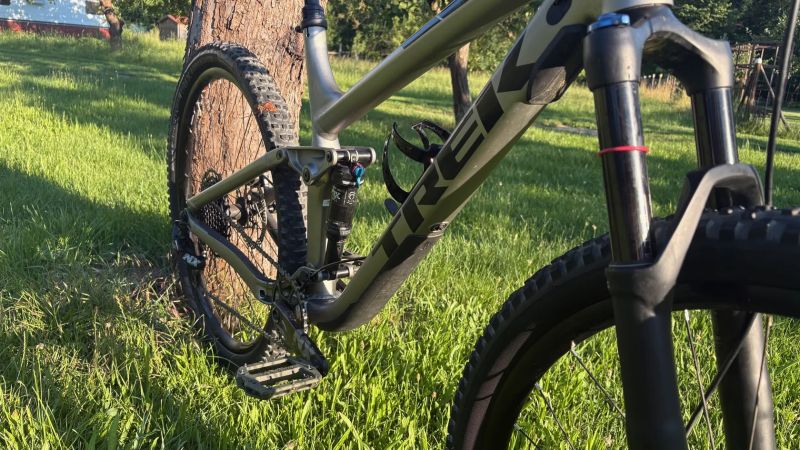Zánovní kolo Trek Fuel EX 7