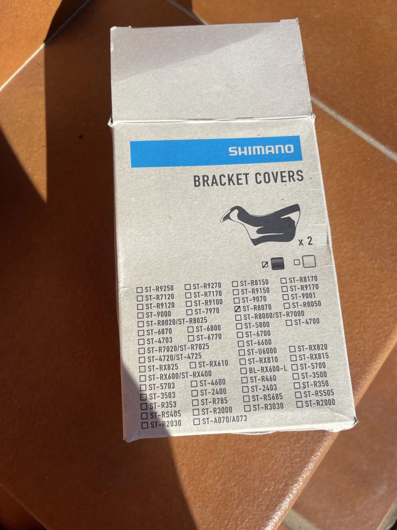 Shimano Gumy na páky - bracket cover ST-R8070