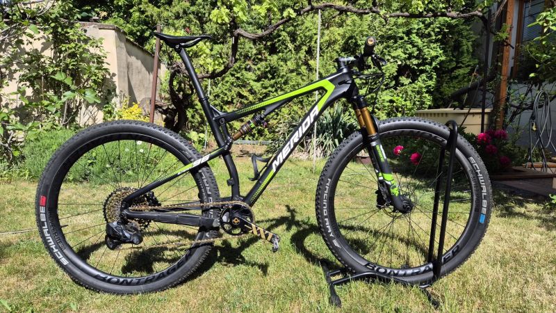 Celoodpružené horské kolo Merida Ninety six