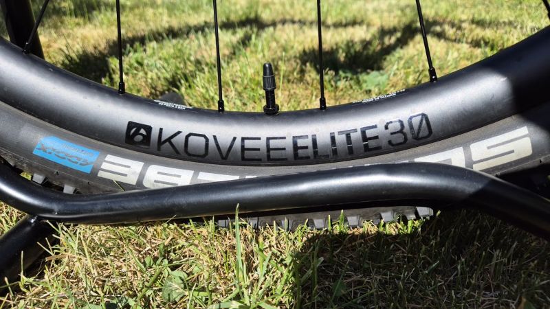 Celoodpružené horské kolo Merida Ninety six