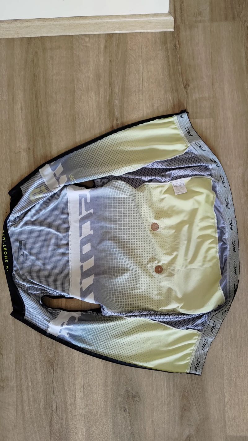 Dres Scott RC bez rukávů