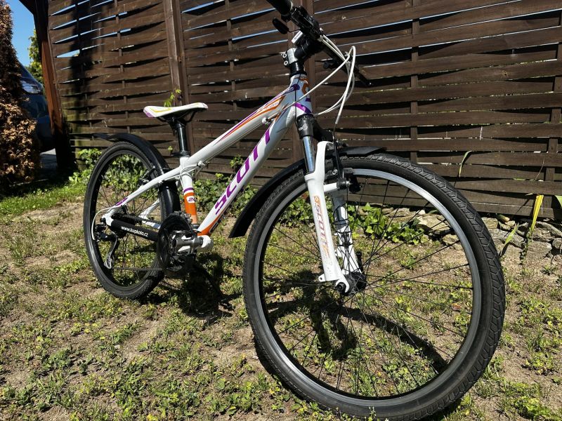 SCOTT SCALE JR 24”