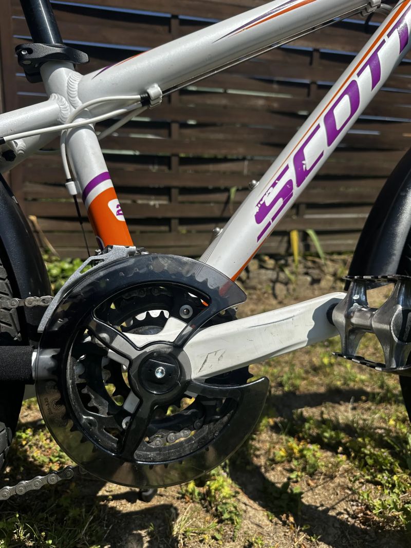 SCOTT SCALE JR 24”