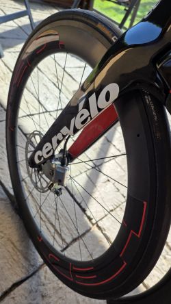 Zapletena kola HED Jet 6/9 plus, tubeless