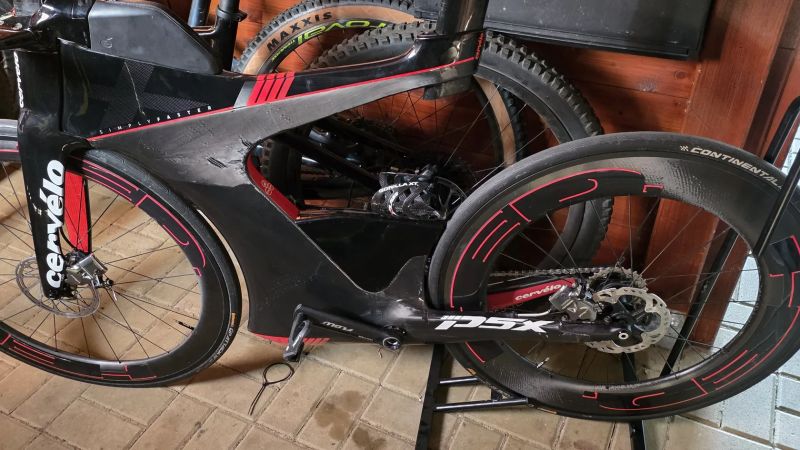 Zapletena kola HED Jet 6/9 plus, tubeless