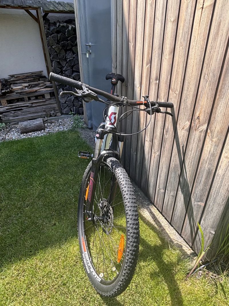 Scott SCALE 940 contessa