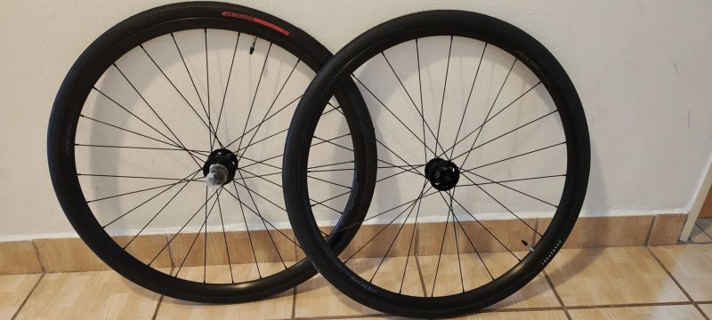 Zapletena kola AXIS ELITE silniční / gravel