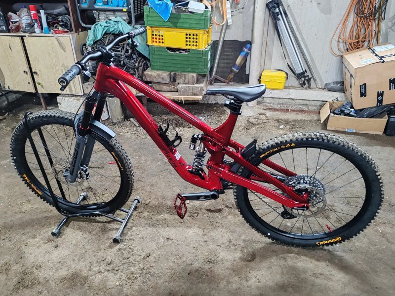 Trek Slash 6