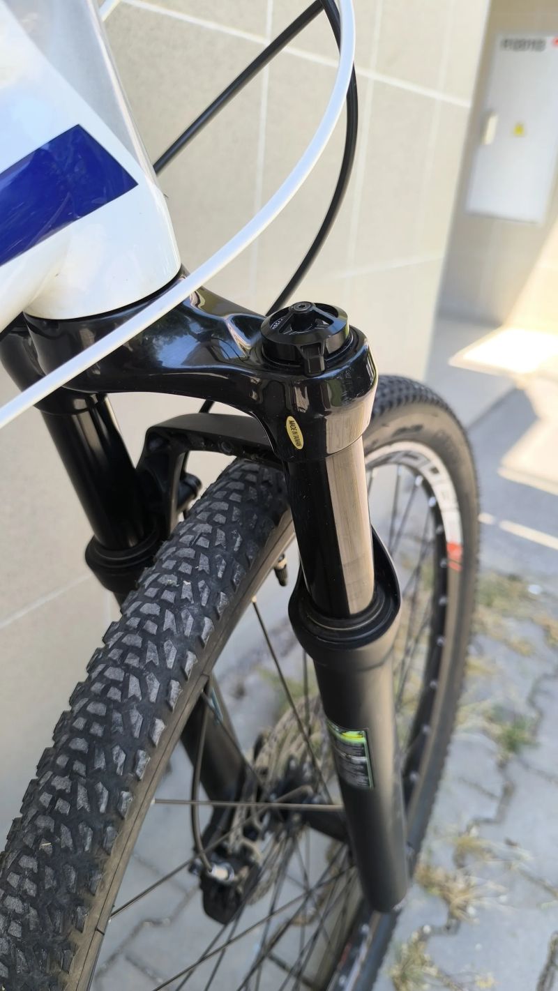 Horské kolo Specialized Jett comp