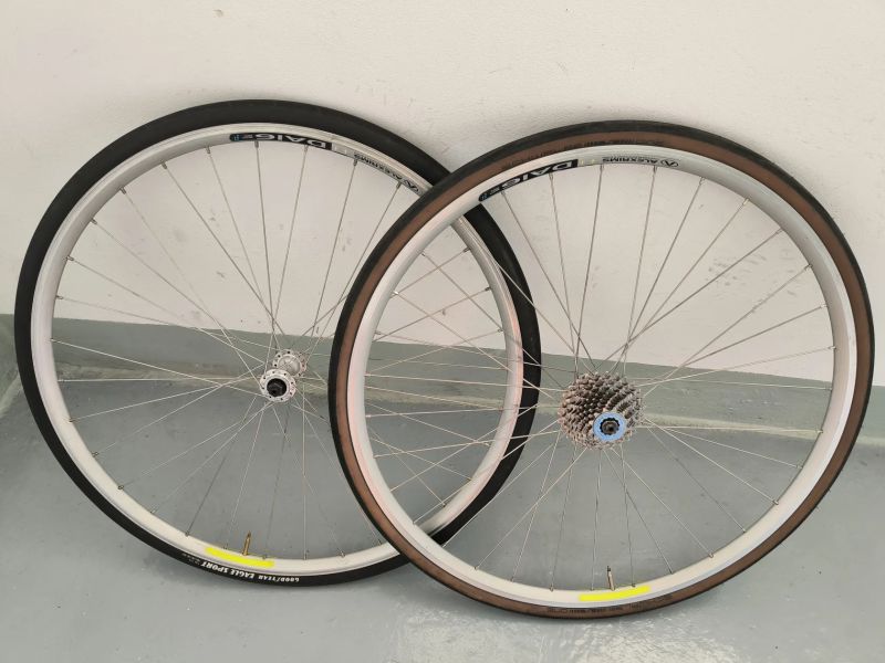 Silniční kola Alex DA16, Shimano