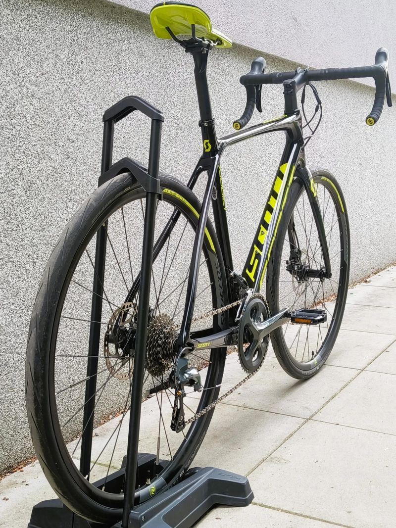 SCOTT Adict 30 Disc carbon vel. M/54 TOP STAV