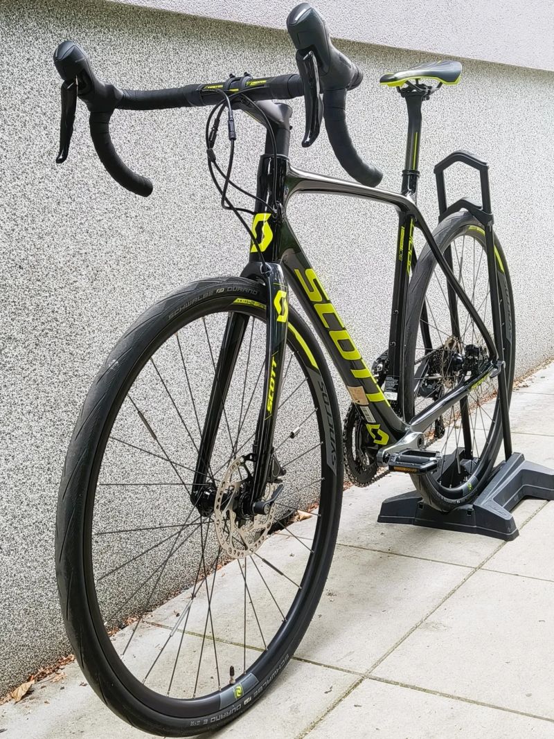 SCOTT Adict 30 Disc carbon vel. M/54 TOP STAV