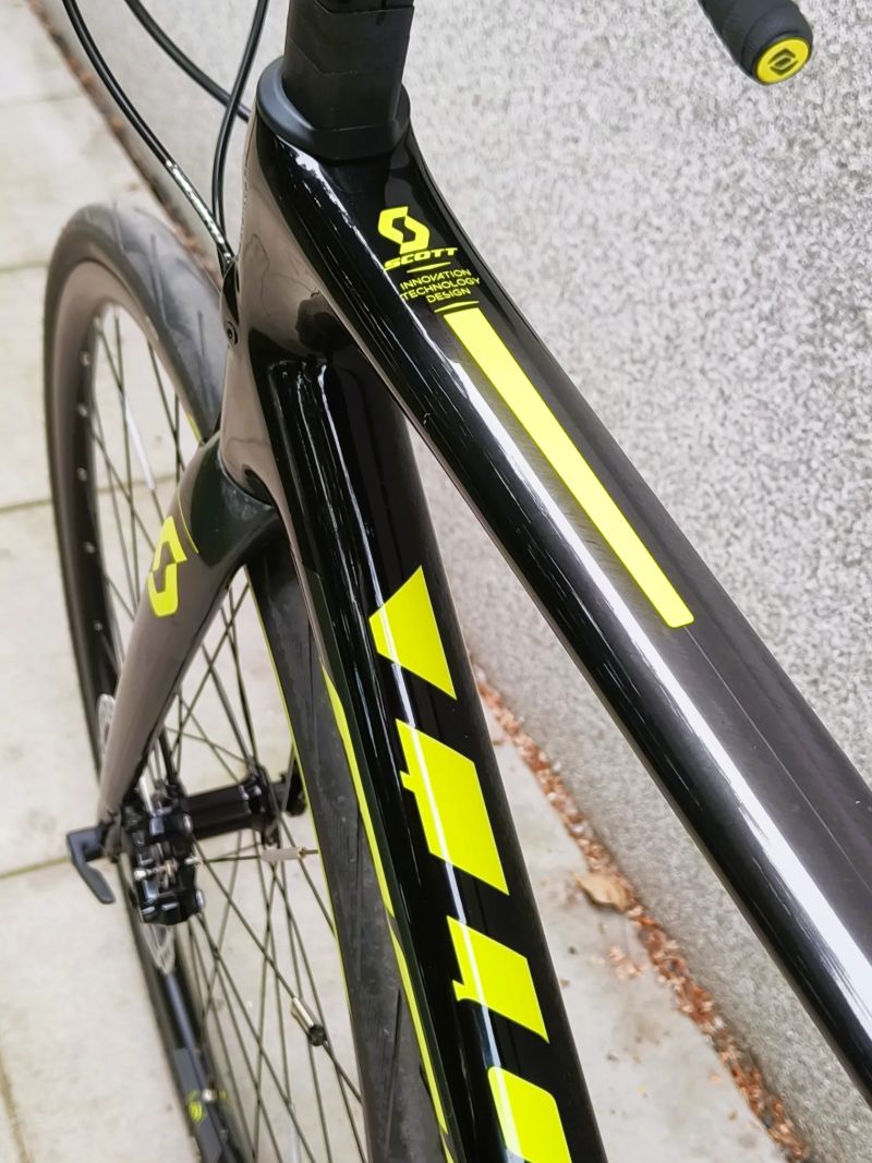 SCOTT Adict 30 Disc carbon vel. M/54 TOP STAV