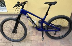 Trek Top Fuel 9.7 (2024) M/L – Karbonové, v ZÁRUCE, top stav!