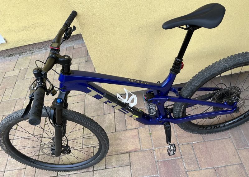 Trek Top Fuel 9.7 (2024) M/L – Karbonové, v ZÁRUCE, top stav!