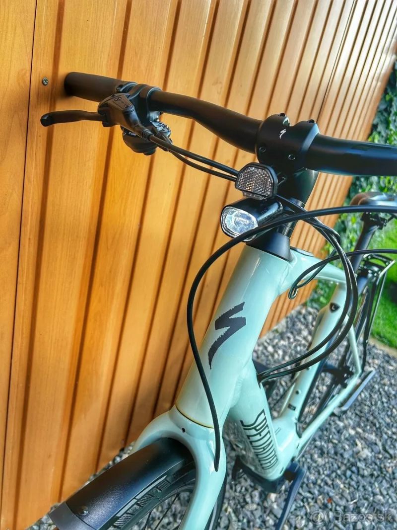 Specialized Turbo Vado SL 4.0 EQ / L / 320Wh 100% batérie /