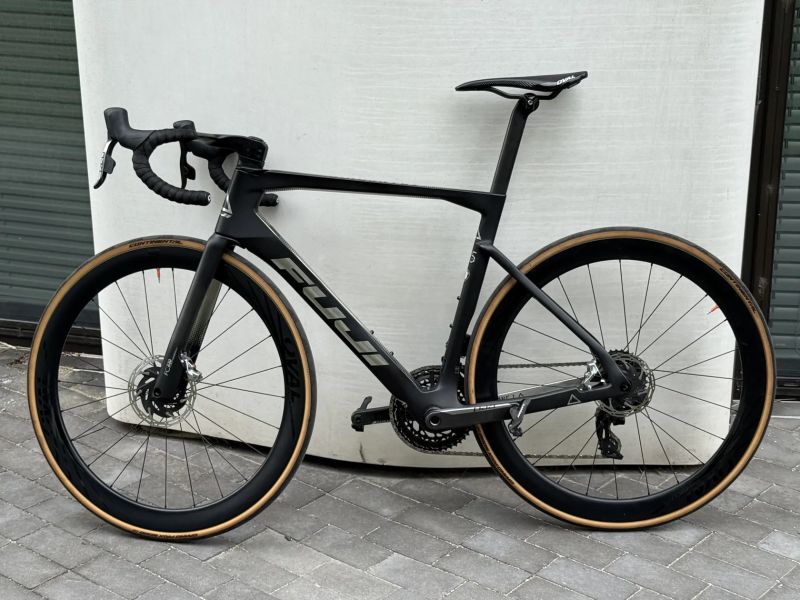 Fuji Transonic 1.1 - 54cm - Sram Red 12sp AXS - Powermeter
