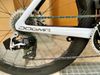 Pinarello Dogma F (NOVÁ), Zipp 454 NSW, SRAM Red AXS E1