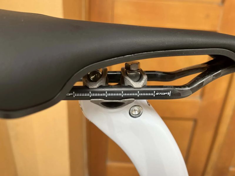 Pinarello Dogma F (NOVÁ), Zipp 454 NSW, SRAM Red AXS E1